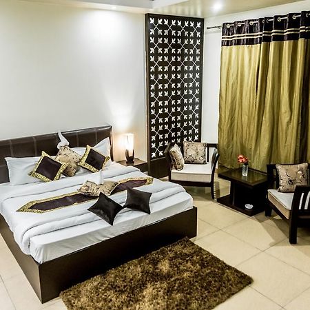 Red Orchid Hotel Meerut Exterior foto